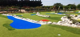 Crazy golf course builders