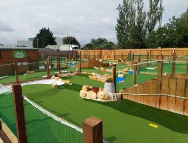 Mini golf builders UK